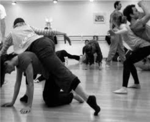 Foto de pessoas dançando