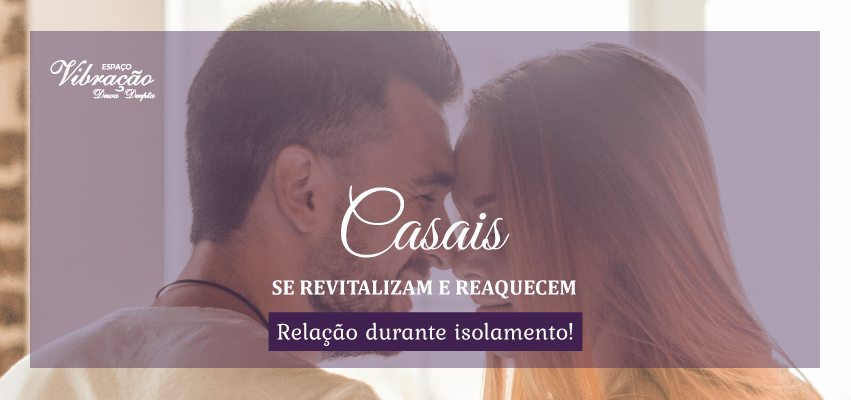 Foto de um casal e o texto "Casais se revitalizam e reaquecem".